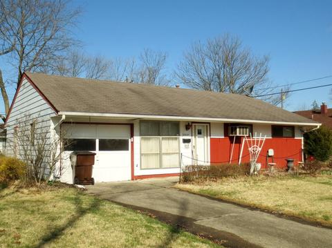 8857 Balboa Dr, Cincinnati, OH 45231 photo 1