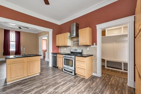 2719 Hackberry St, Cincinnati, OH 45206 photo 6