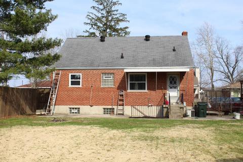 9383 Jericho Dr, Cincinnati, OH 45231 photo 2