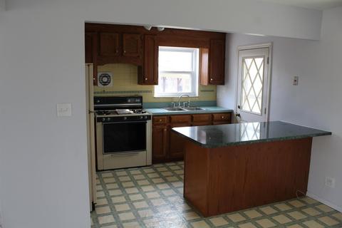 9383 Jericho Dr, Cincinnati, OH 45231 photo 6