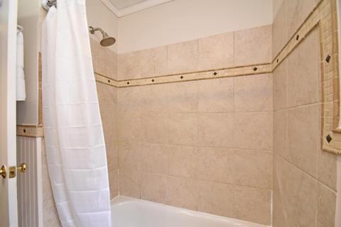 6877 Somerset Dr, Cincinnati, OH 45224 photo 12