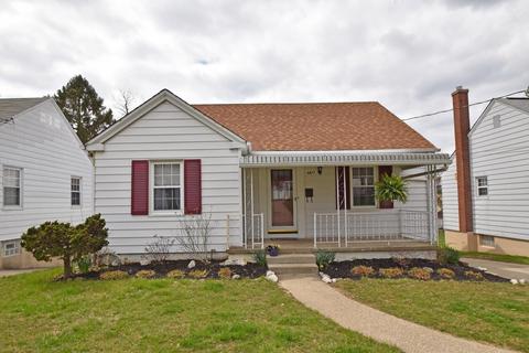 6877 Somerset Dr, Cincinnati, OH 45224 photo 1