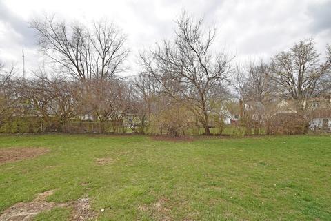 6877 Somerset Dr, Cincinnati, OH 45224 photo 19