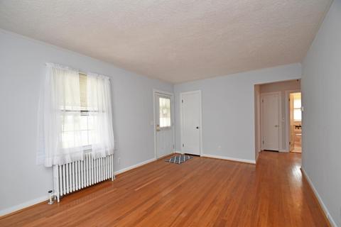 6877 Somerset Dr, Cincinnati, OH 45224 photo 4