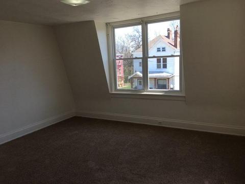 1035 Seton Ave, Cincinnati, OH 45205 photo 9
