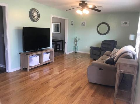 8429 Pine Rd, Cincinnati, OH 45236 photo 3