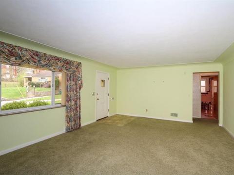 3036 Sandra Pl, Cincinnati, OH 45238 photo 4