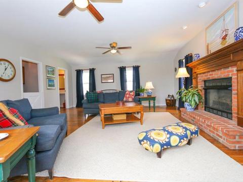 7583 Ayers Rd, Cincinnati, OH 45255 photo 4