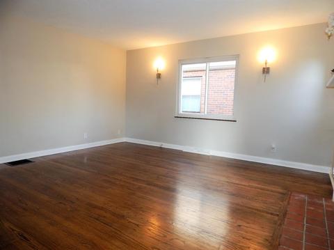 6936 Bramble Ave, Cincinnati, OH 45227 photo 3