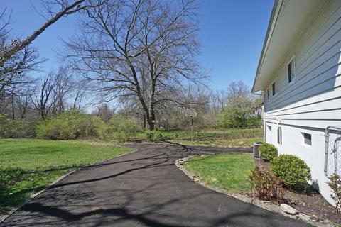 1105 Garnoa Dr, Cincinnati, OH 45231 photo 21