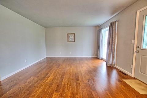 9701 Wildbrook Ln, Cincinnati, OH 45231 photo 3