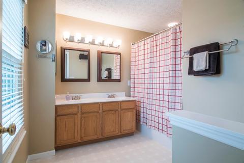 6590 Spring Arbor Dr, Mason, OH 45040 photo 19
