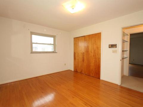 681 Doepke Ln, Cincinnati, OH 45231 photo 12