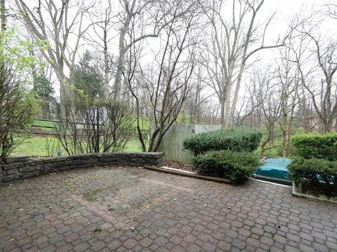 681 Doepke Ln, Cincinnati, OH 45231 photo 18
