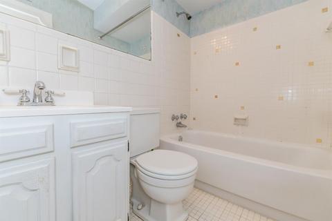 919 Compton Rd, Cincinnati, OH 45231 photo 24