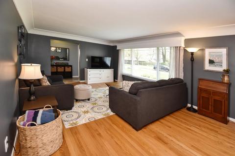 746 Christopal Dr, Cincinnati, OH 45231 photo 3