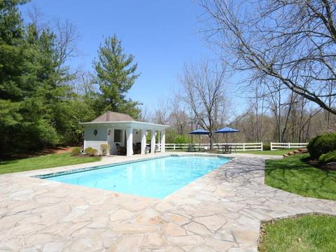 10 Camargo Pines Ln, Cincinnati, OH 45243 photo 22