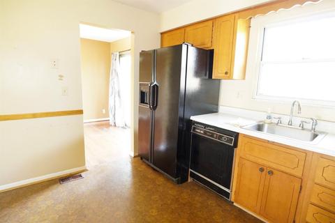 8554 Hallridge Ct, Cincinnati, OH 45231 photo 10