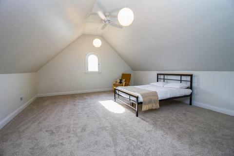 1015 Rutledge Ave, Cincinnati, OH 45205 photo 21