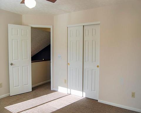759 Regent Rd, Cincinnati, OH 45245 photo 13