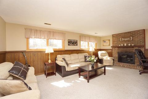 4271 Cider Mill Dr, Cincinnati, OH 45245 photo 9