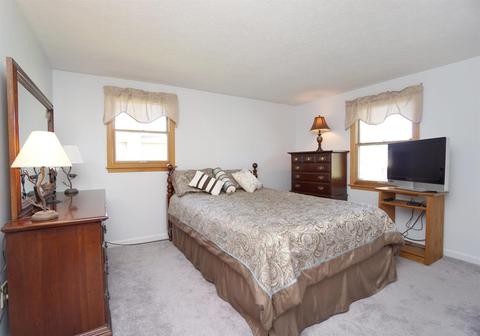 4271 Cider Mill Dr, Cincinnati, OH 45245 photo 12