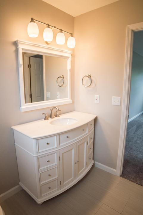 576 Bessinger Dr, Forest Park, OH 45240 photo 16