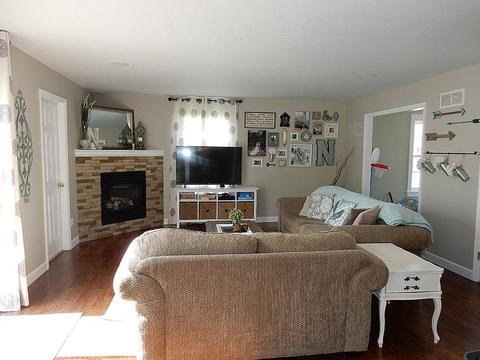 8914 Woolstone Ct, Hamilton Township, OH 45039 photo 3