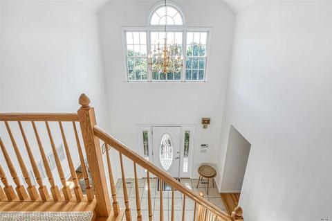 955 Harkin Dr, Forest Park, OH 45240 photo 7