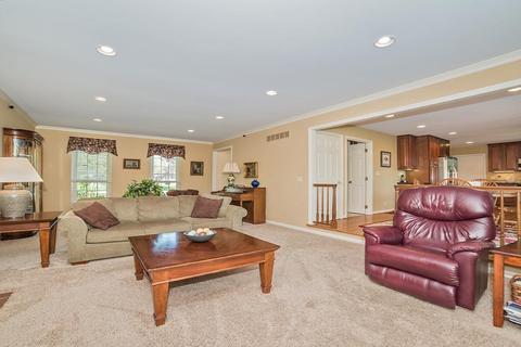 581 Pepper Ridge Rd, Cincinnati, OH 45244 photo 5