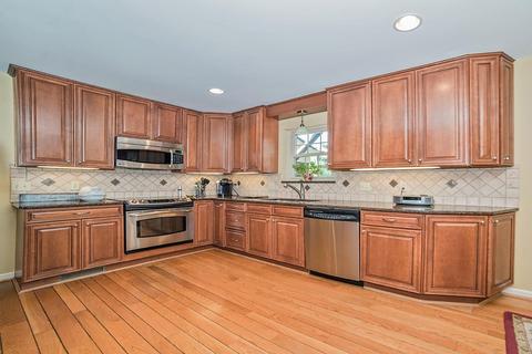 581 Pepper Ridge Rd, Cincinnati, OH 45244 photo 8