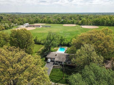 10200 Trapp Ln, Cincinnati, OH 45231 photo 2