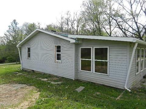 8560 Henize Rd, Georgetown, OH 45121 photo 3