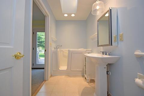 8237 Forest Rd, Cincinnati, OH 45255 photo 11