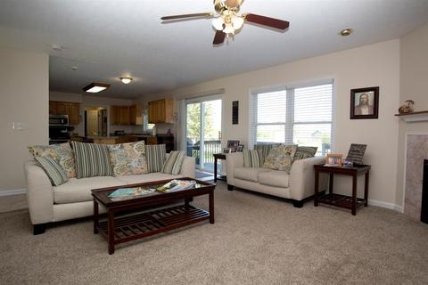 7400 Springfield Jamestown Rd, Springfield, OH 45502 photo 3