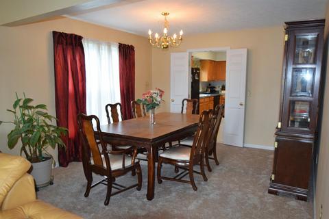10507 Springrun Dr, Cincinnati, OH 45231 photo 9