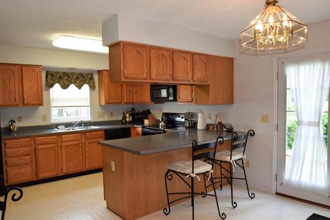 10507 Springrun Dr, Cincinnati, OH 45231 photo 3
