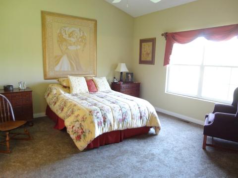 908 Glen Eagle Ct, Cincinnati, OH 45238 photo 7