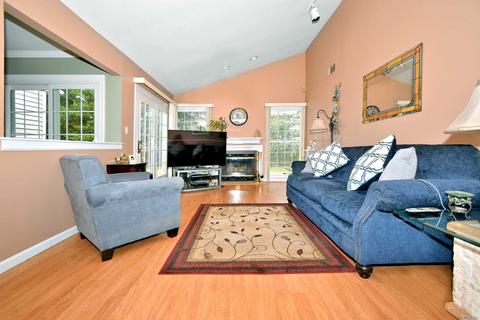 41 Junefield Ave, Greenhills, OH 45218 photo 6