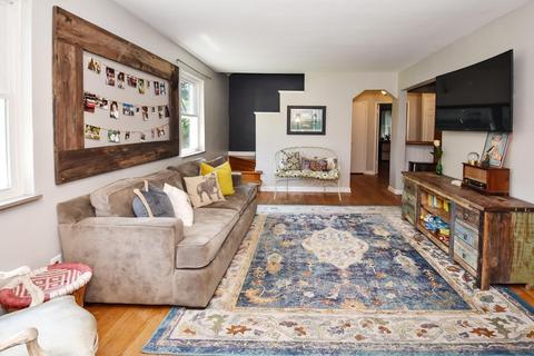 2605 Bremont Ave, Golf Manor, OH 45237 photo 6