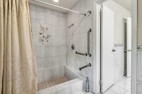 1864 Blackstone Pl, Cincinnati, OH 45237 photo 23