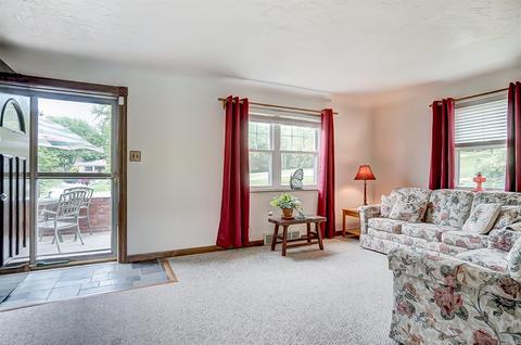 4727 Ebenezer Rd, Cincinnati, OH 45248 photo 3