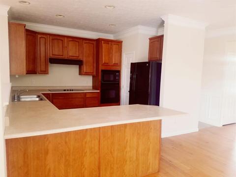 889 Oak Forest Dr, Morrow, OH 45152 photo 9