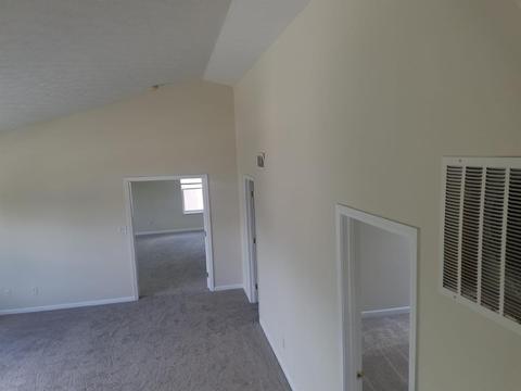 889 Oak Forest Dr, Morrow, OH 45152 photo 4