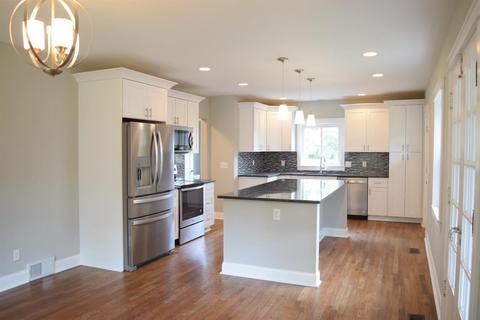 1014 Egan Hills Dr, Cincinnati, OH 45229 photo 18