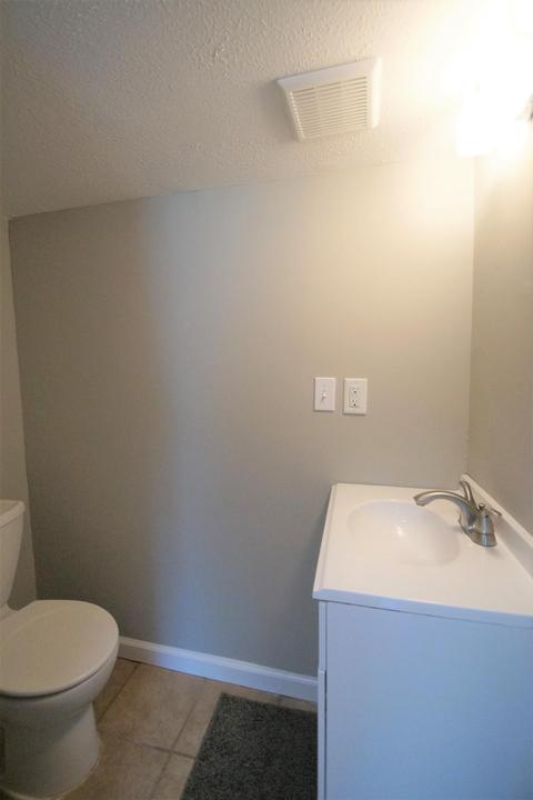 5262 Highview Dr, Cincinnati, OH 45238 photo 13