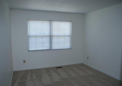692 Mockingbird Ln, Cincinnati, OH 45244 photo 8