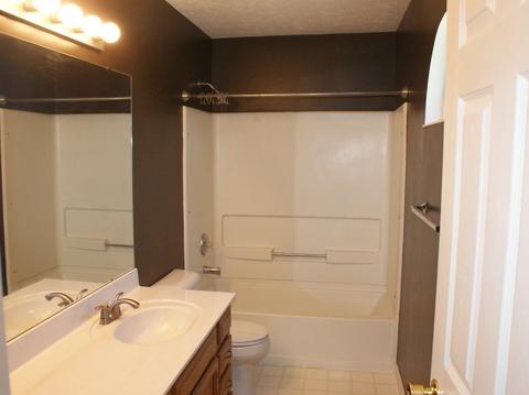 692 Mockingbird Ln, Cincinnati, OH 45244 photo 9