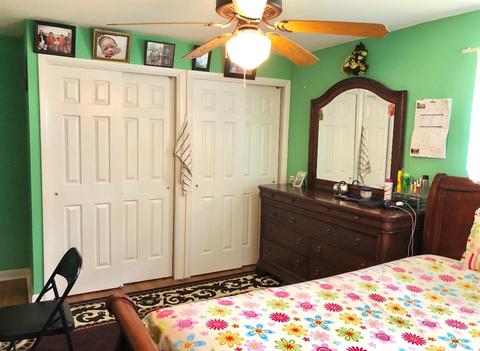 1027 Hollytree Dr, Cincinnati, OH 45231 photo 7