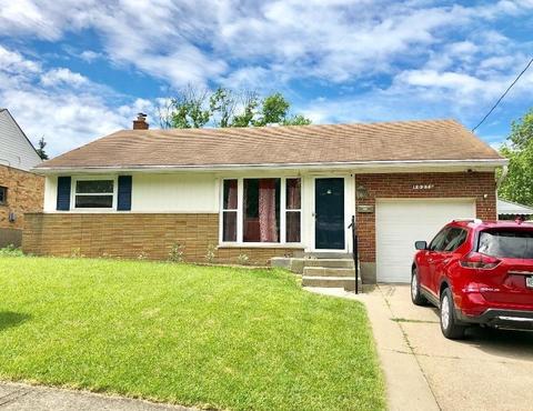 1027 Hollytree Dr, Cincinnati, OH 45231 photo 1